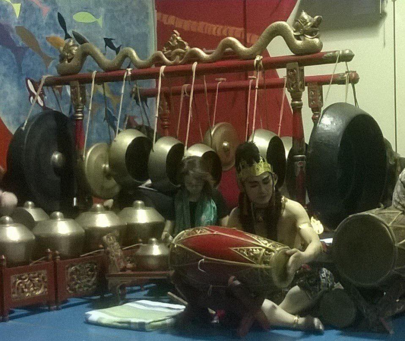 Kendang Sunda - the red one (picture from Langen Suka Sydney Gamelan Association)